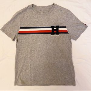 NWT Tommy Hilfiger Gray Short Sleeve T-Shirt